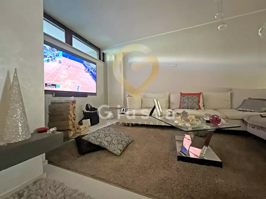 Immagine 16 di Villa in vendita  in Via Madrid 20 a Brindisi