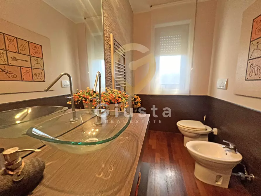 Immagine 23 di Villa in vendita  in Via Madrid 20 a Brindisi