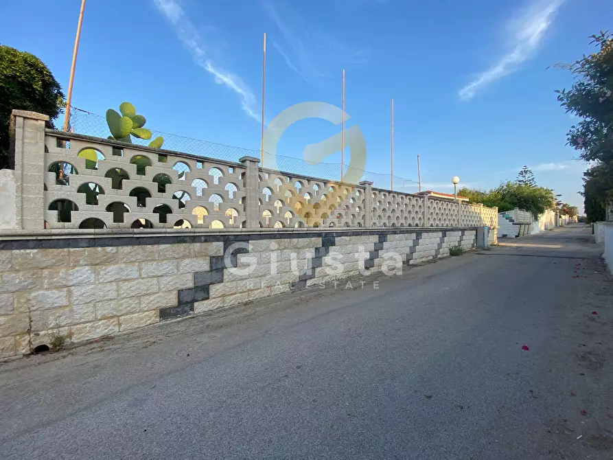 Immagine 22 di Villa in vendita  in via ALCYONE 3 a Brindisi