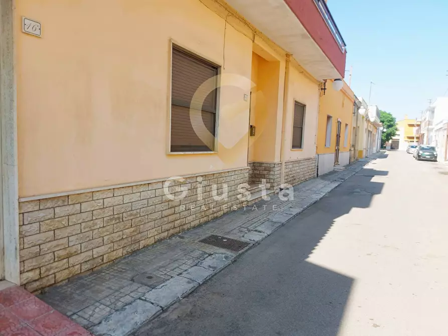 Immagine 2 di Appartamento in vendita  in via puccini 18 a Brindisi