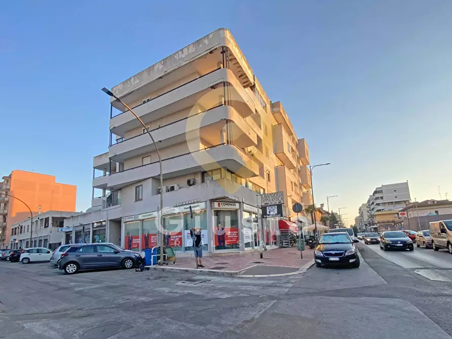 Immagine 1 di Appartamento in vendita  in via cicerone 43 a Brindisi