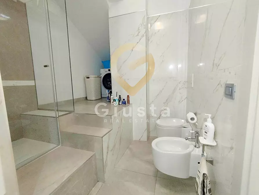 Immagine 30 di Appartamento in vendita  in Via Guglielmo Da Brindisi 16 a Brindisi