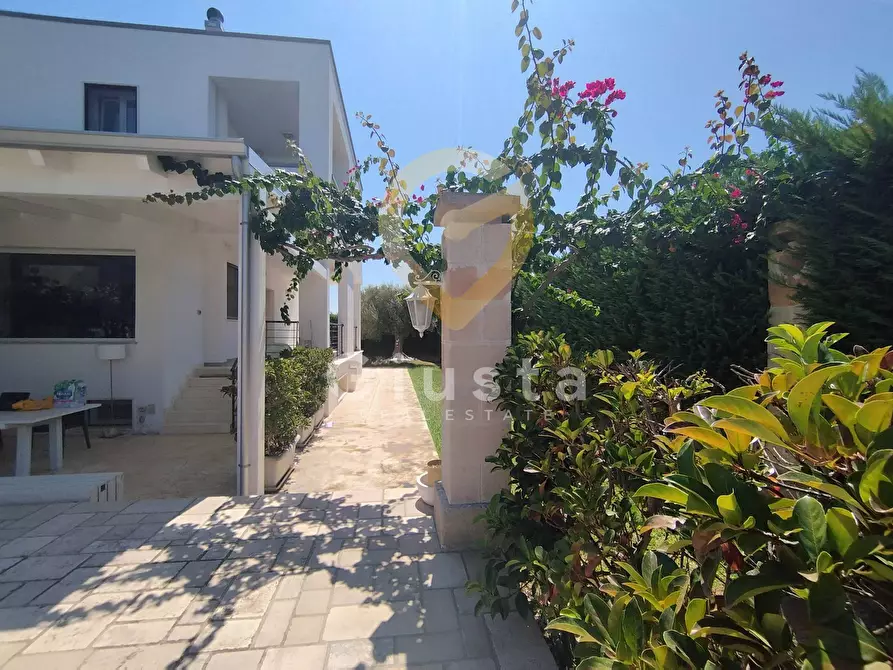 Immagine 14 di Casa semindipendente in vendita  in Via Praga 8 a Brindisi