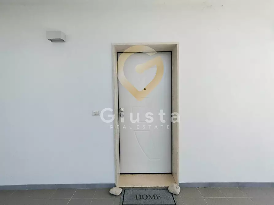 Immagine 11 di Casa semindipendente in vendita  in Via Praga 8 a Brindisi