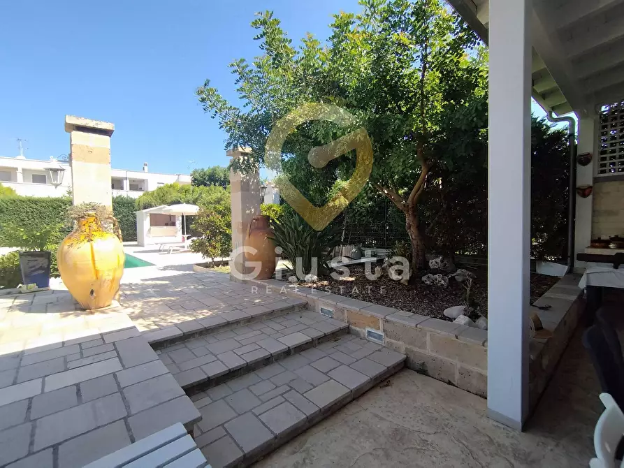 Immagine 20 di Casa semindipendente in vendita  in Via Praga 8 a Brindisi