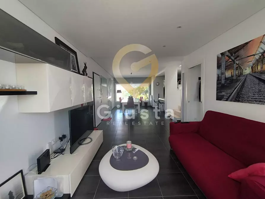 Immagine 34 di Casa semindipendente in vendita  in Via Praga 8 a Brindisi