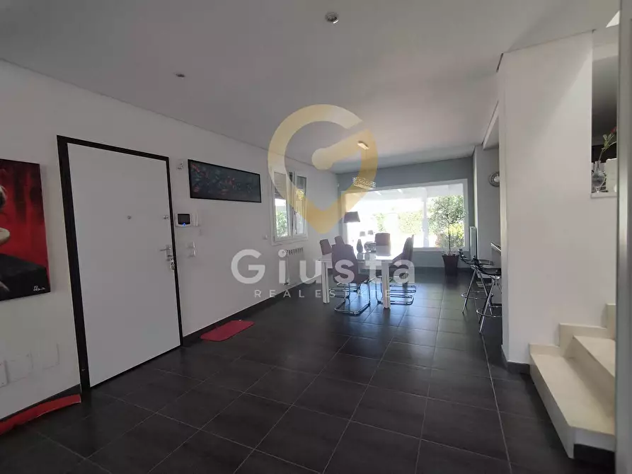 Immagine 35 di Casa semindipendente in vendita  in Via Praga 8 a Brindisi