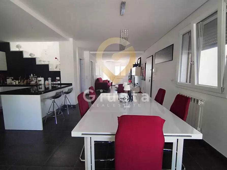 Immagine 36 di Casa semindipendente in vendita  in Via Praga 8 a Brindisi