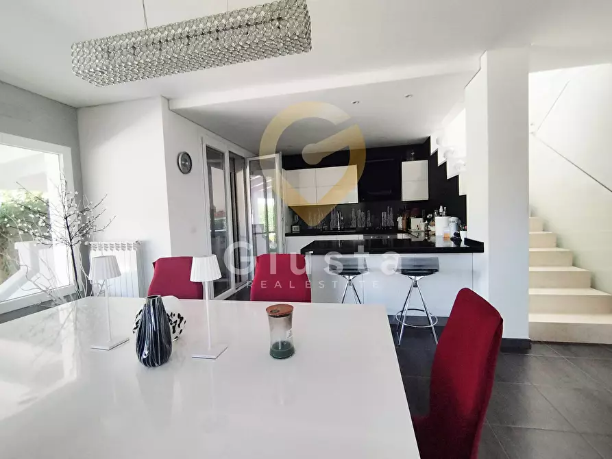 Immagine 39 di Casa semindipendente in vendita  in Via Praga 8 a Brindisi