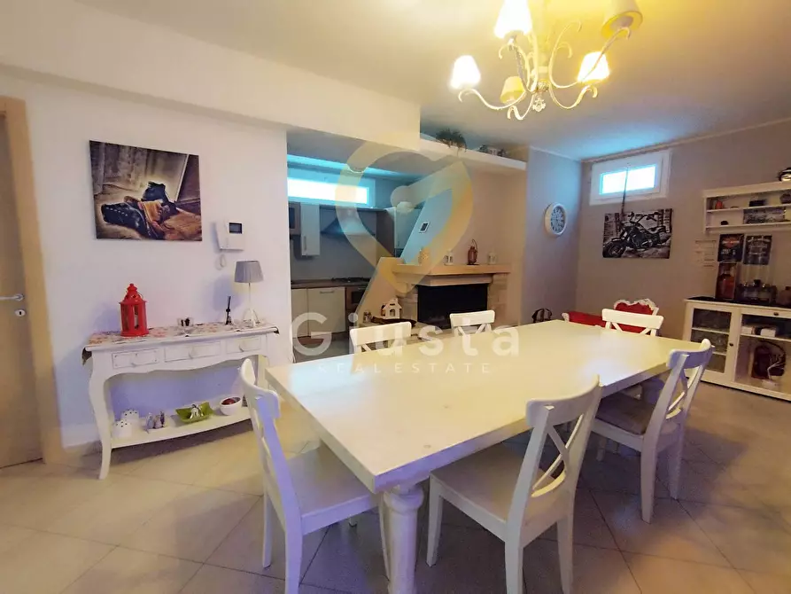 Immagine 64 di Casa semindipendente in vendita  in Via Praga 8 a Brindisi