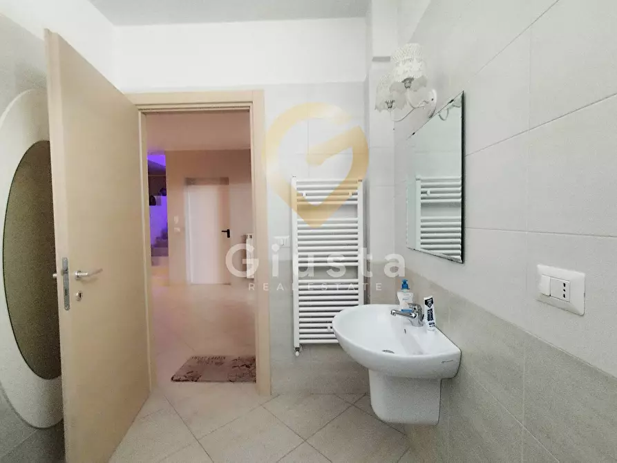 Immagine 74 di Casa semindipendente in vendita  in Via Praga 8 a Brindisi