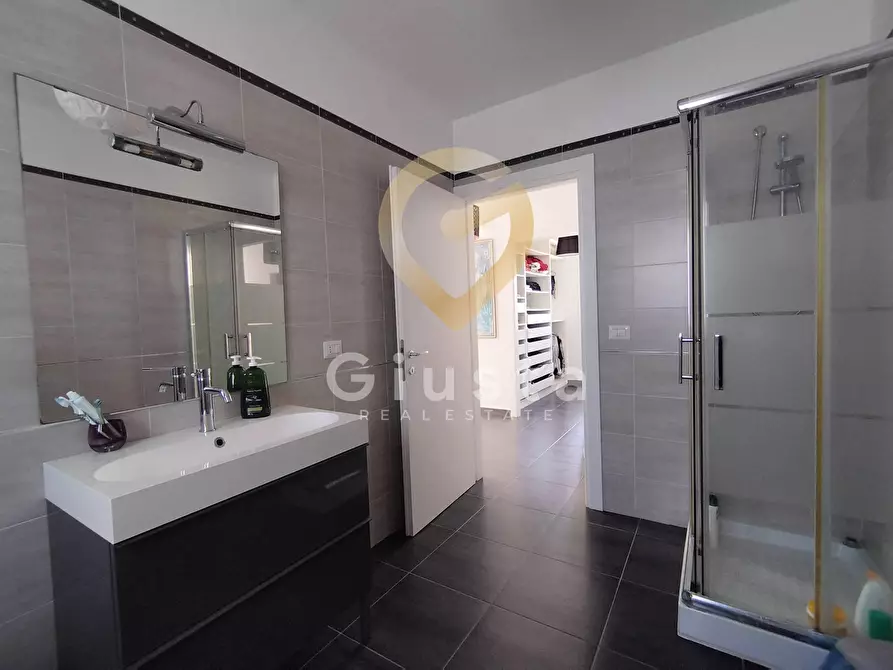 Immagine 58 di Casa semindipendente in vendita  in Via Praga 8 a Brindisi