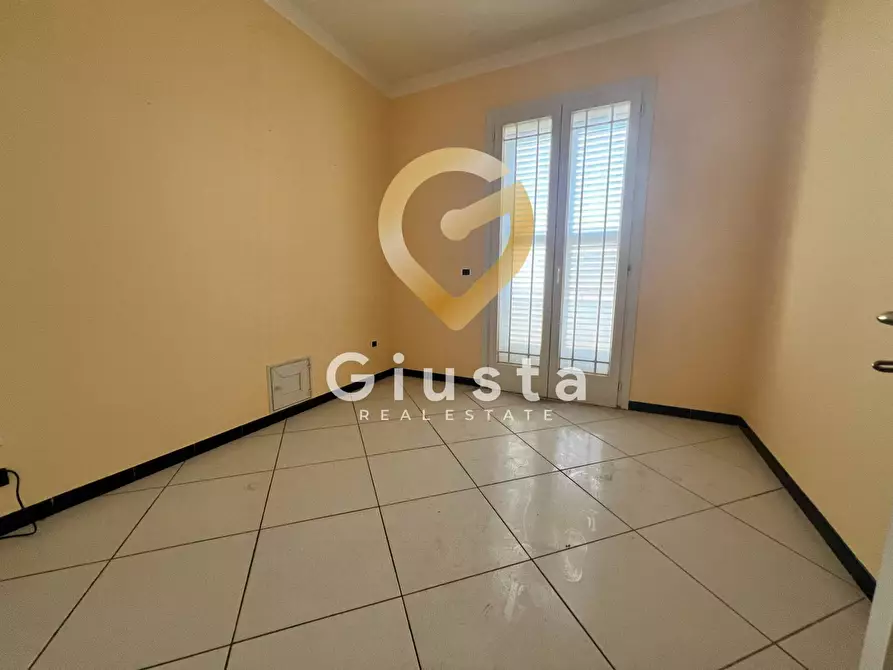 Immagine 5 di Appartamento in vendita  in Via Specchiarica 12 a Manduria