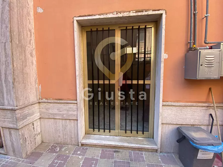 Immagine 3 di Appartamento in vendita  in Via Santa Margherita 28 a Brindisi