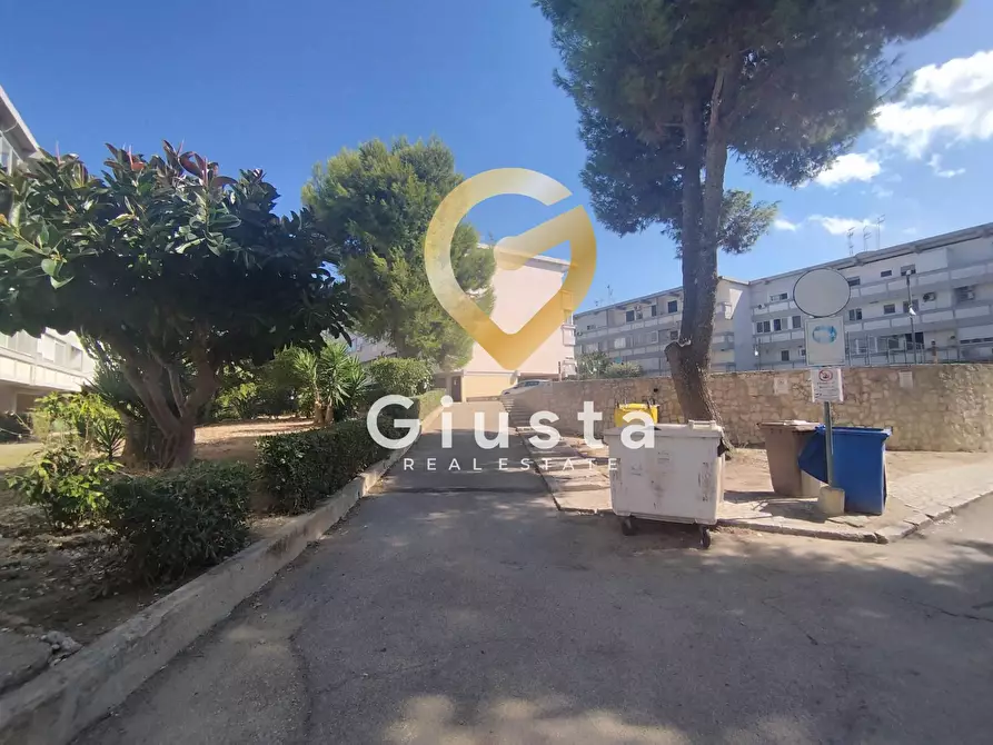 Immagine 37 di Appartamento in vendita  in Largo Amedeo Avogadro 3 a Brindisi