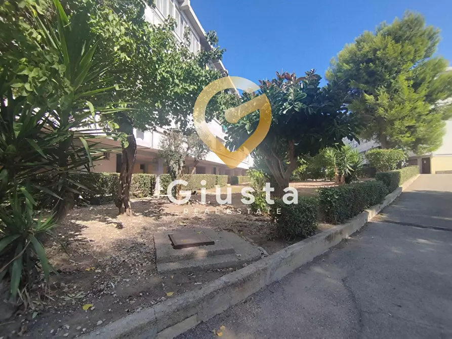 Immagine 41 di Appartamento in vendita  in Largo Amedeo Avogadro 3 a Brindisi