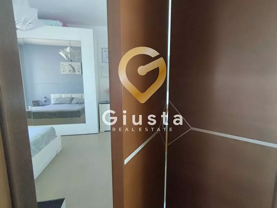 Immagine 16 di Appartamento in vendita  in Largo Amedeo Avogadro 3 a Brindisi