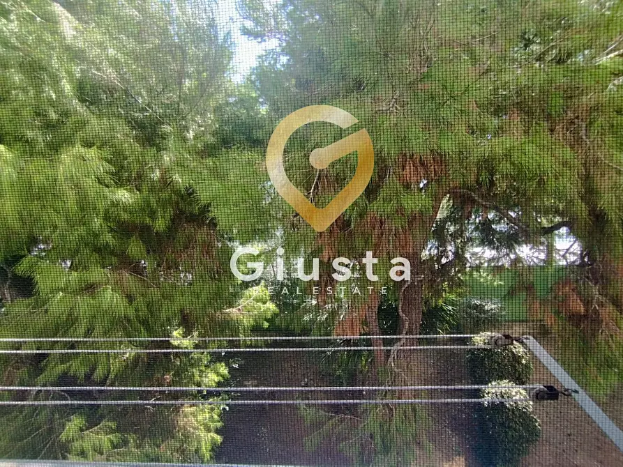 Immagine 44 di Appartamento in vendita  in Largo Amedeo Avogadro 3 a Brindisi