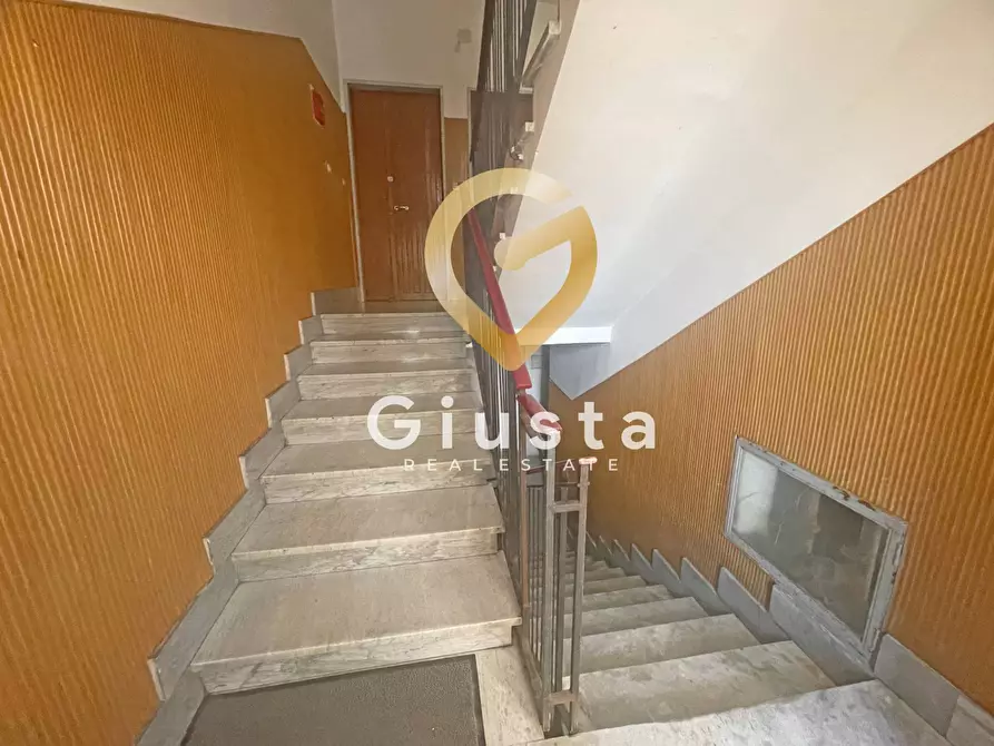 Immagine 3 di Appartamento in vendita  in Piazza Crispi 43 a Brindisi