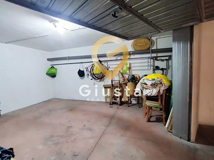 Immagine 39 di Appartamento in vendita  in Via San Donaci 59 a Mesagne