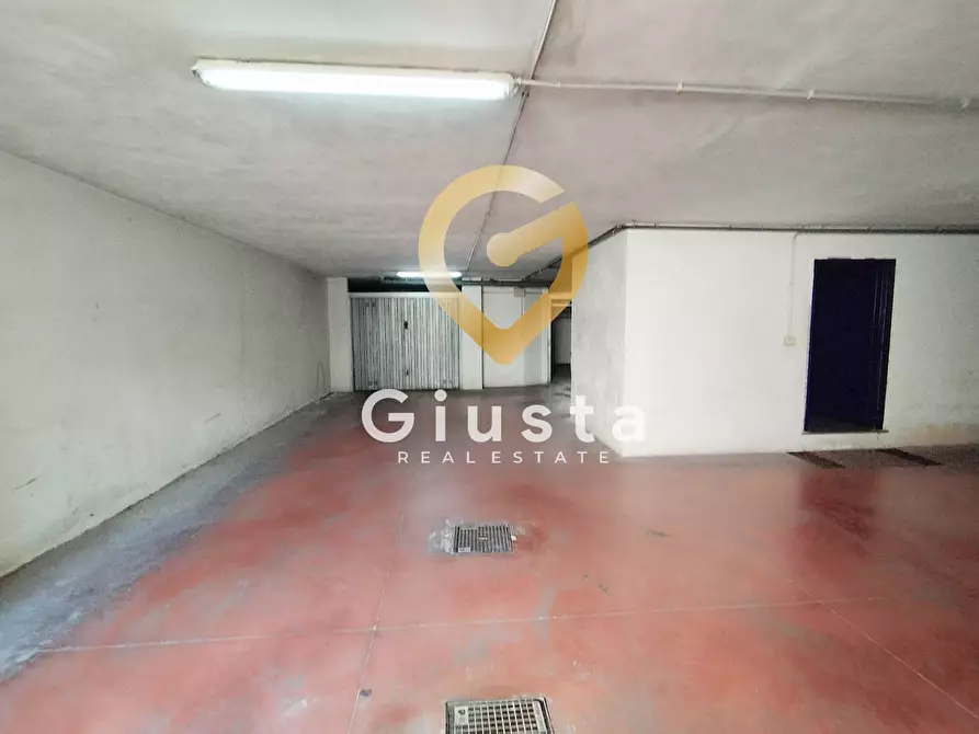 Immagine 41 di Appartamento in vendita  in Via San Donaci 59 a Mesagne