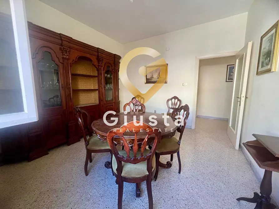 Immagine 20 di Appartamento in vendita  in Piazza Crispi 43 a Brindisi