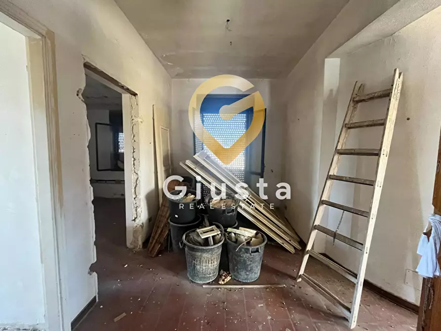 Immagine 10 di Appartamento in vendita  in via Antonio Gramsci 34 a Mesagne