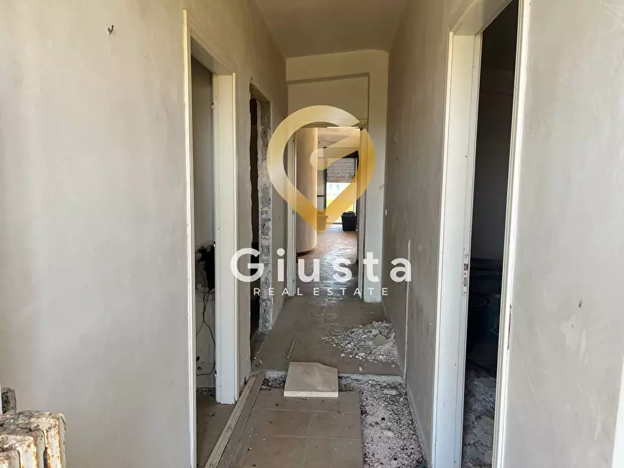 Immagine 17 di Appartamento in vendita  in via Antonio Gramsci 34 a Mesagne