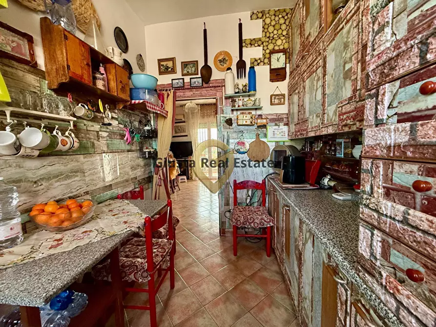 Immagine 15 di Appartamento in vendita  in Via Romagna 3 a Brindisi