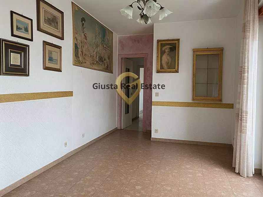 Immagine 21 di Appartamento in vendita  in Via Romagna 3 a Brindisi