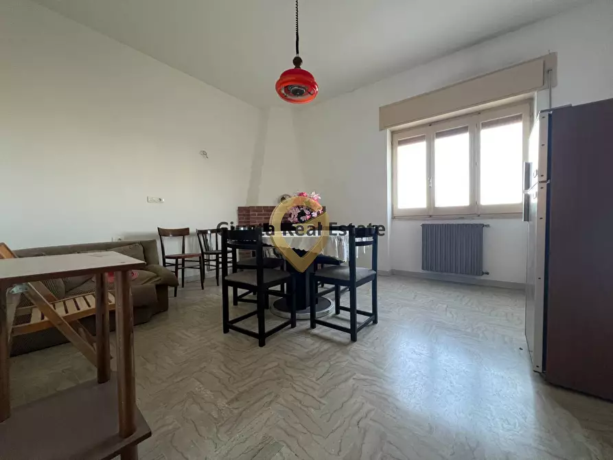 Immagine 9 di Casa semindipendente in vendita  in Via Livenza 24 a Mesagne