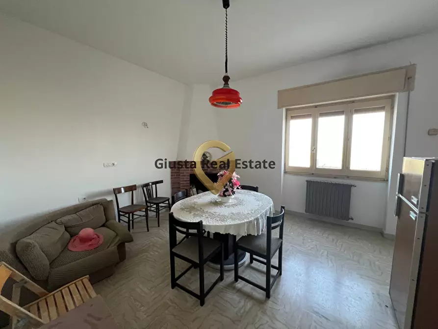 Immagine 14 di Casa semindipendente in vendita  in Via Livenza 24 a Mesagne