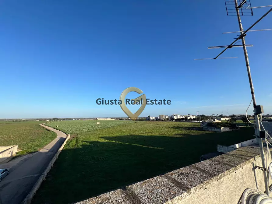 Immagine 28 di Casa semindipendente in vendita  in Via Livenza 24 a Mesagne