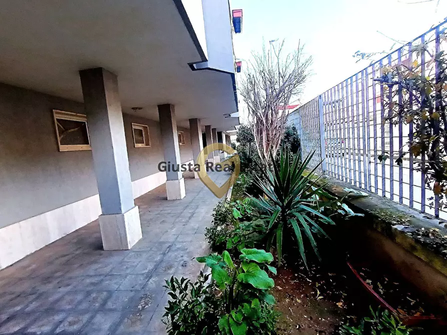 Immagine 2 di Appartamento in vendita  in VIA DEI GAROFANI 6 a Brindisi