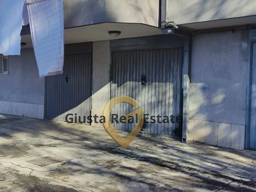 Immagine 26 di Appartamento in vendita  in VIA DEI GAROFANI 6 a Brindisi