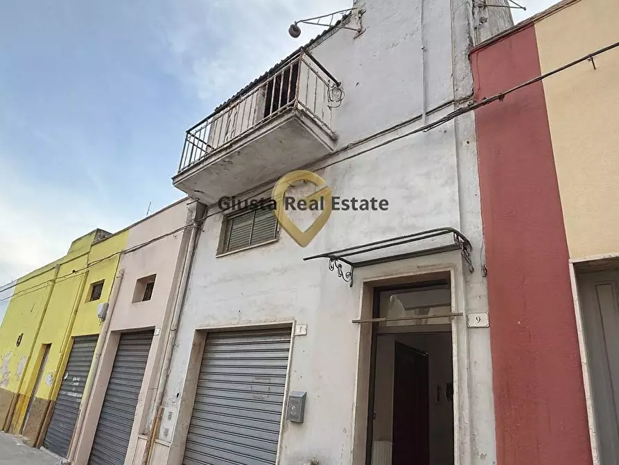 Immagine 2 di Casa indipendente in vendita  in via ippolito 7 a Latiano