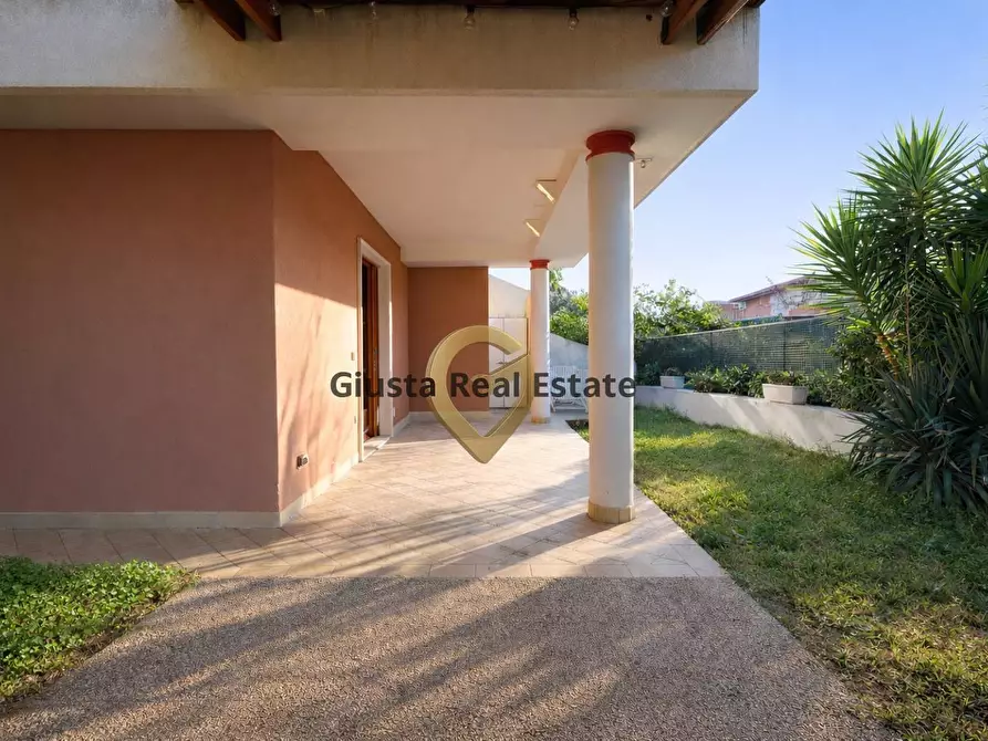 Immagine 2 di Villa in vendita  in Torre Testa 39 a Brindisi