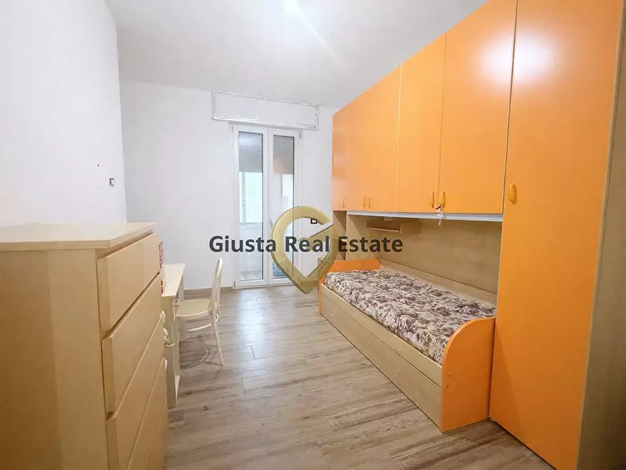 Immagine 17 di Appartamento in vendita  in Via Alfredo Panzini 11 a Brindisi