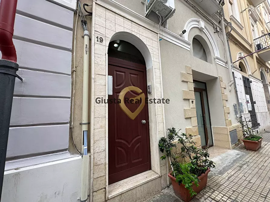 Immagine 2 di Appartamento in vendita  in Via Palestro 19 a Brindisi