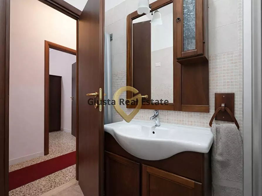 Immagine 21 di Appartamento in vendita  in Via Benvenuto Cellini 33 a Brindisi