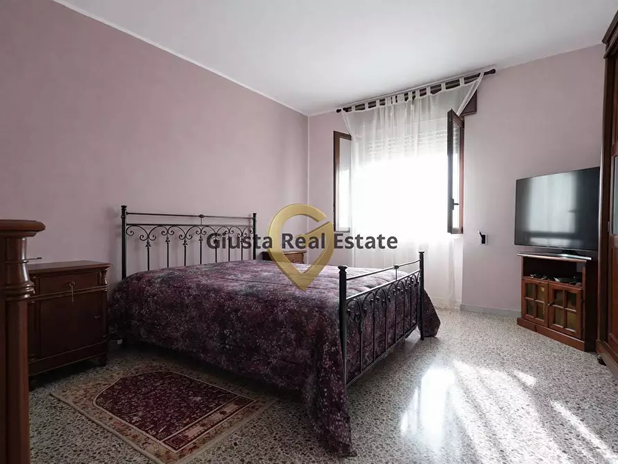 Immagine 16 di Appartamento in vendita  in Via Benvenuto Cellini 33 a Brindisi