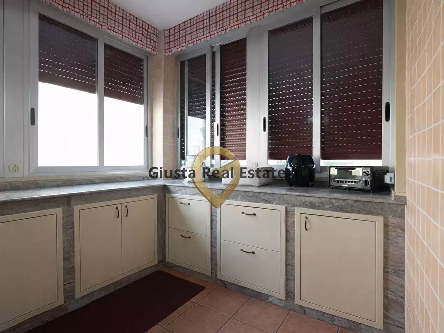 Immagine 11 di Appartamento in vendita  in Via Benvenuto Cellini 33 a Brindisi