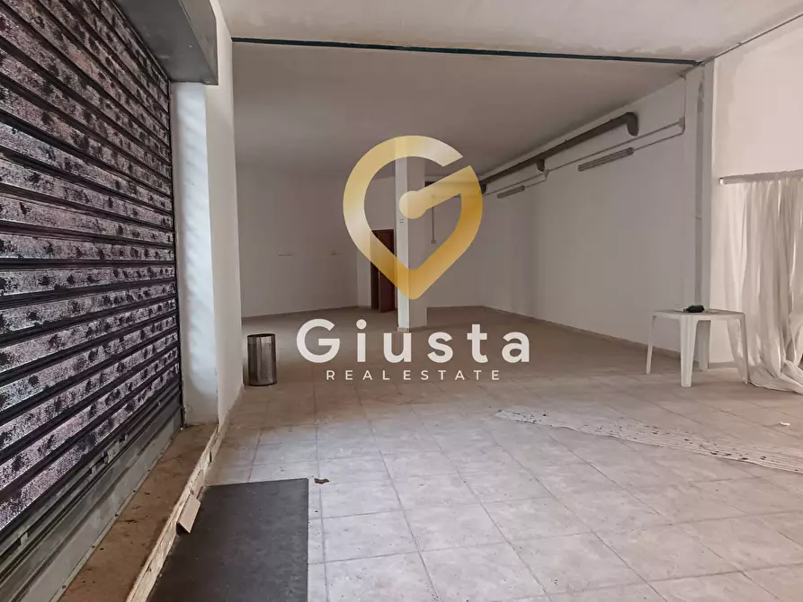 Immagine 5 di Attività commerciale in vendita  in Via Materdomini snc a Brindisi