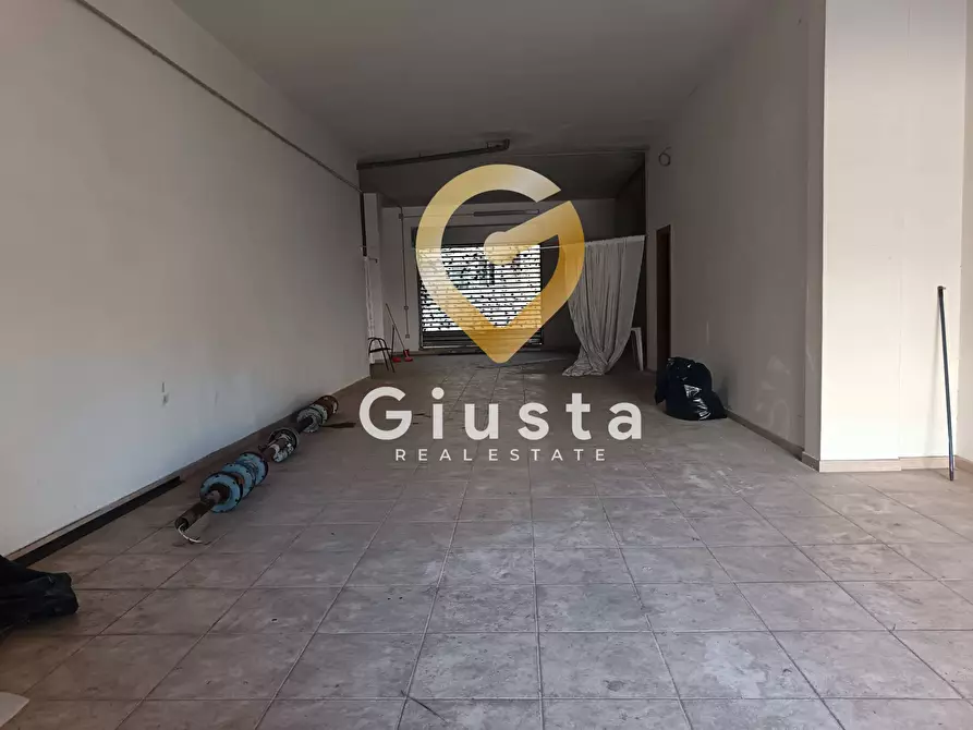 Immagine 8 di Attività commerciale in vendita  in Via Materdomini snc a Brindisi