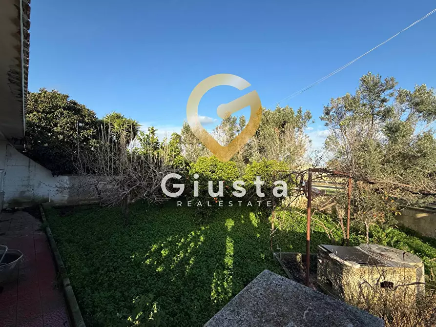 Immagine 5 di Villa in vendita  in Strada Dei Vini 16 a Brindisi