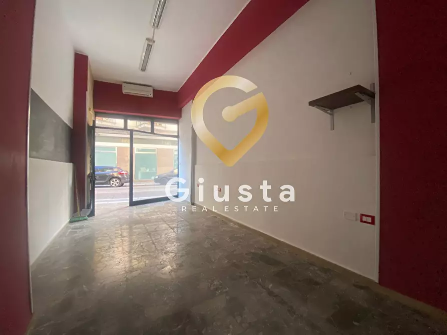 Immagine 6 di Locale commerciale in affitto  in Via mecenate 78 a Brindisi