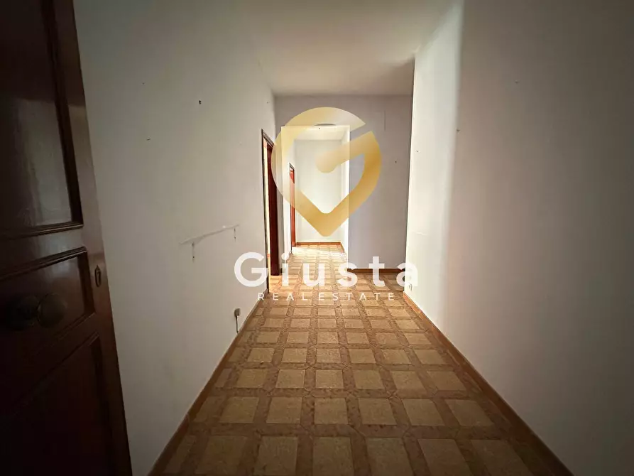 Immagine 9 di Appartamento in vendita  in Via Nino Bixio 18 a Mesagne