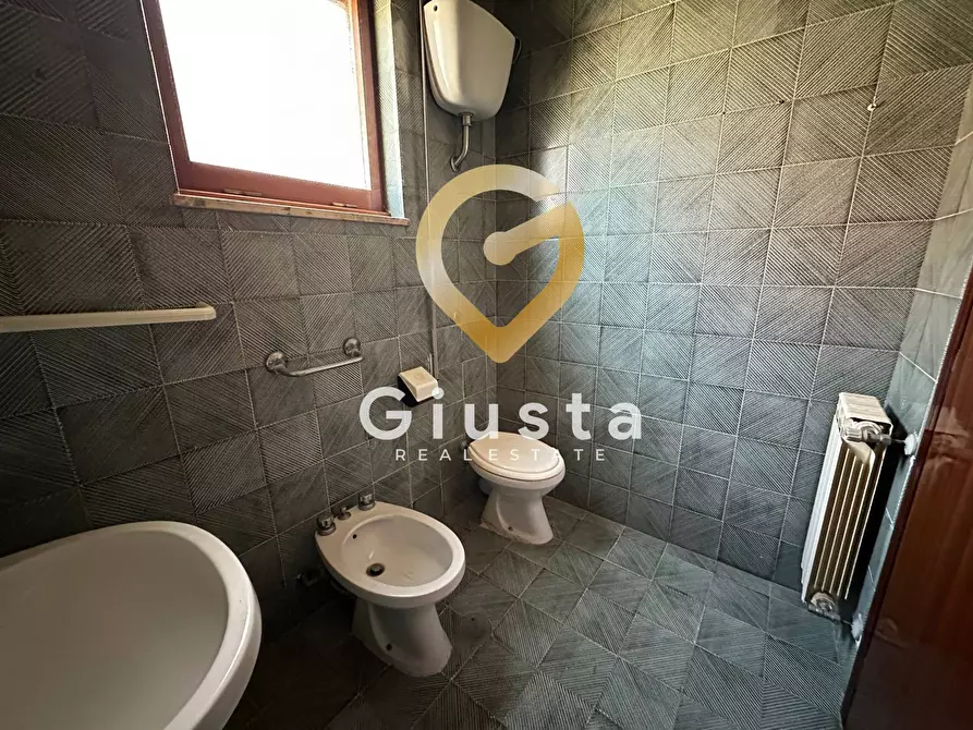 Immagine 23 di Appartamento in vendita  in Via Nino Bixio 18 a Mesagne