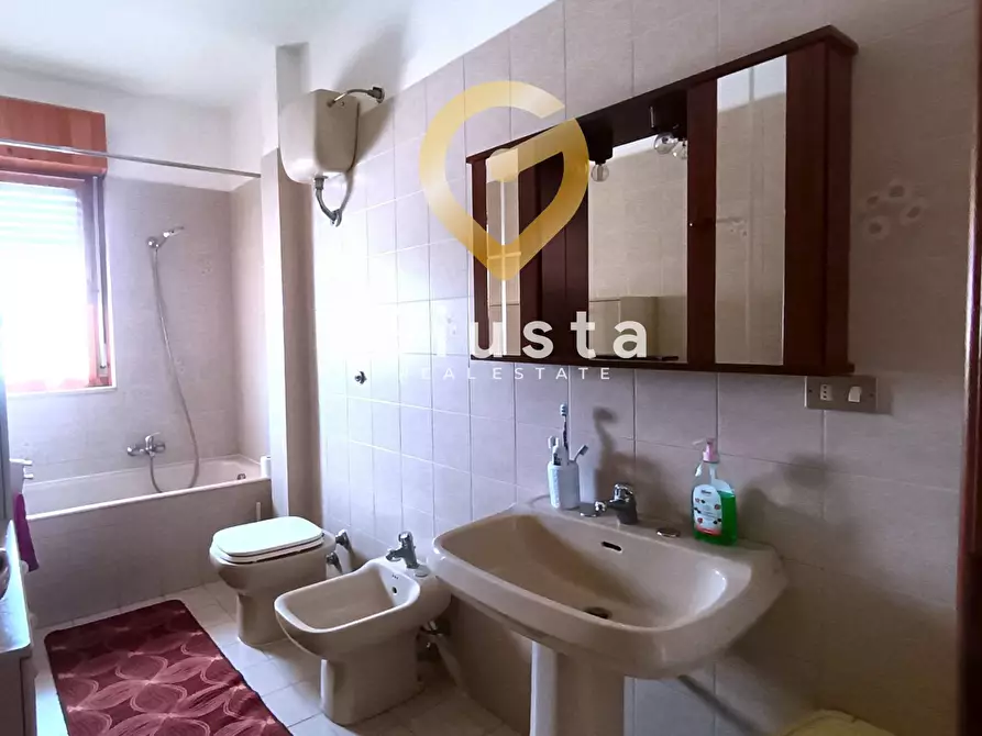 Immagine 17 di Appartamento in vendita  in VIA BENIGNO CELLIE 75 a Brindisi