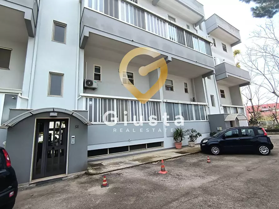 Immagine 2 di Appartamento in vendita  in VIA BENIGNO CELLIE 75 a Brindisi